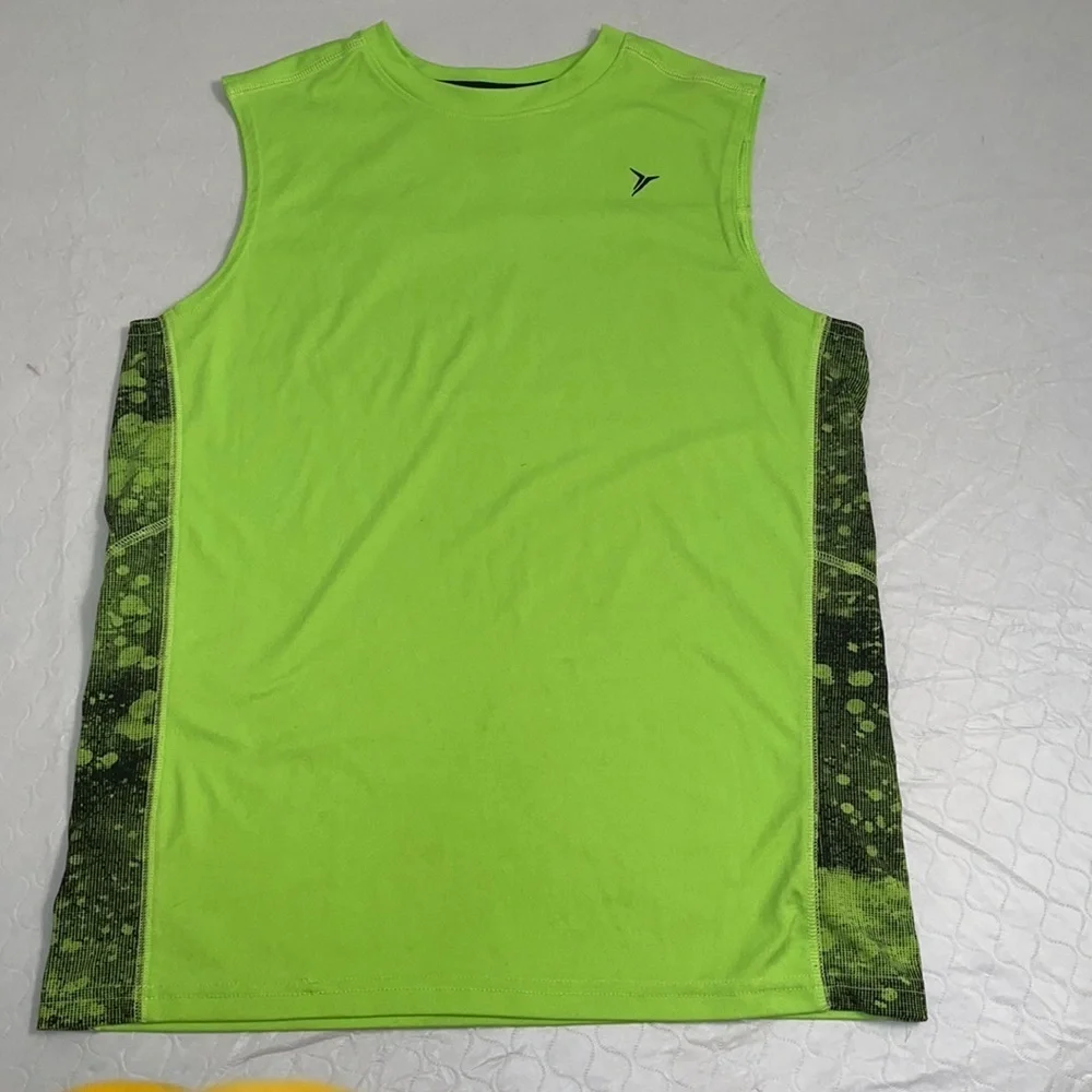 Old Navy neon green sleeveless performance muscle tank top L 10-12